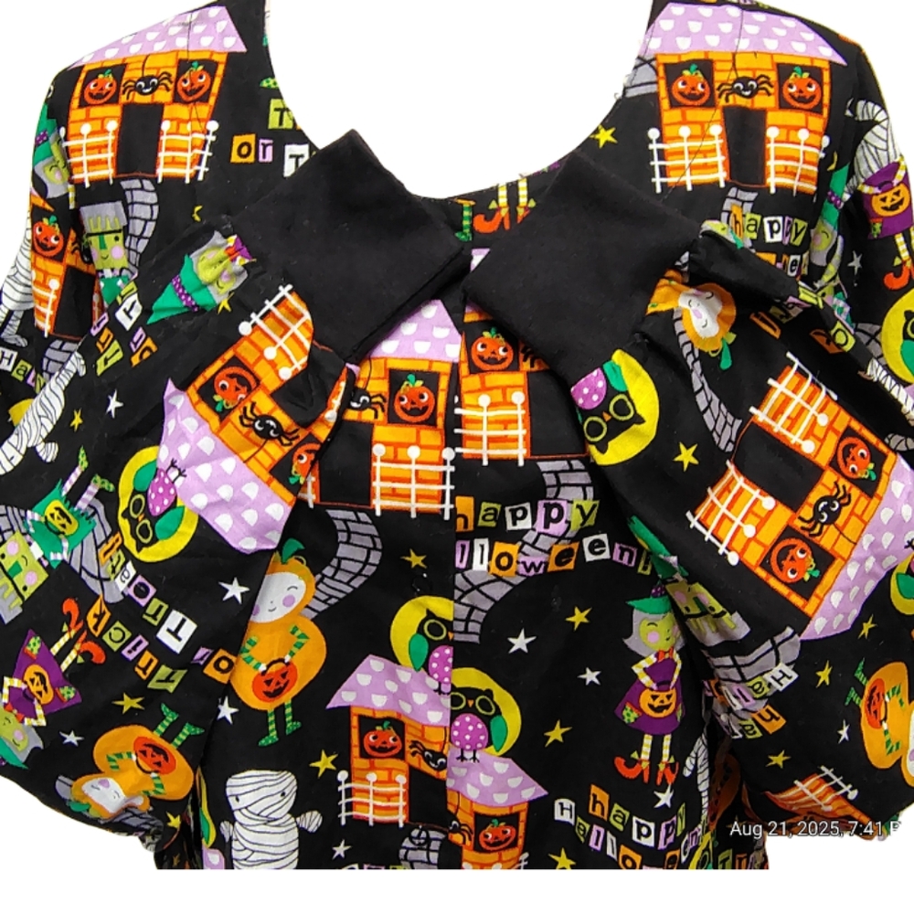 Womens Halloween Themed Long Sleeve Scrub Top Jacket Fall Workwear Nurse Playful - Picture 2 of 6